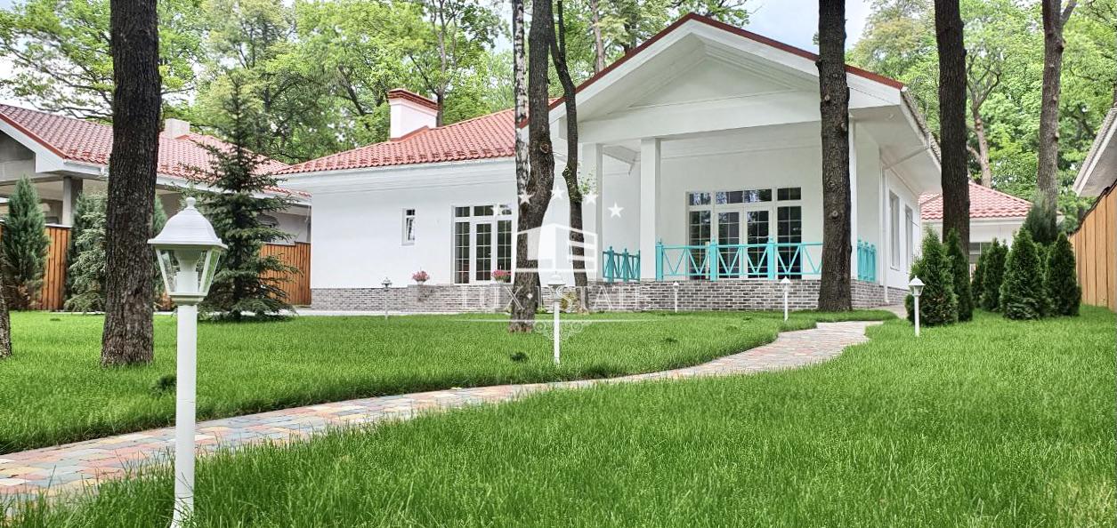 Дом в престижном мини-поселке Харькова - «Villa Monaco»